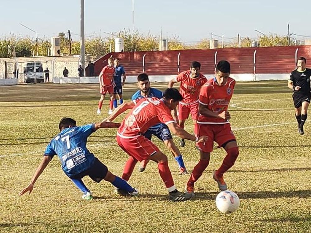 Peñarol sigue negado: empató ante Argentino en Chimbas