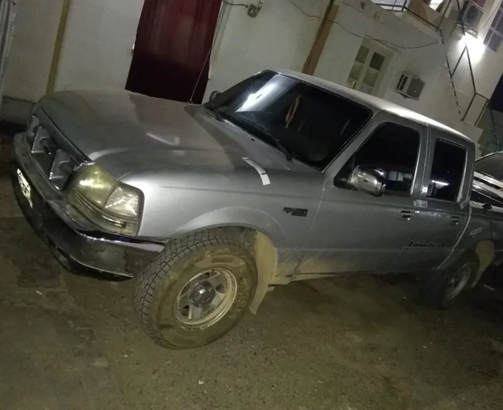 Cae por vender auto robado