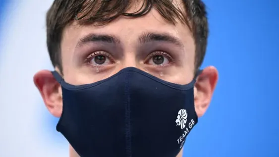 “Soy gay y campeón olímpico” el inspirador mensaje del clavadista británico Tom Daley