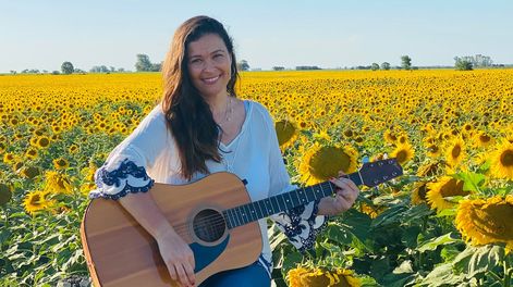 Carlota de Beláustegui es una de las artistas de la Agenda Cultural de San Juan que le pondrá música a la sobremesa de domingo.&nbsp;