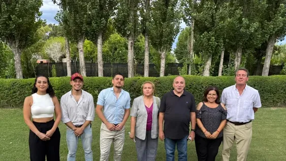 Peluc juntó a los exsocios de La Libertad Avanza para un armado de cara al 2027