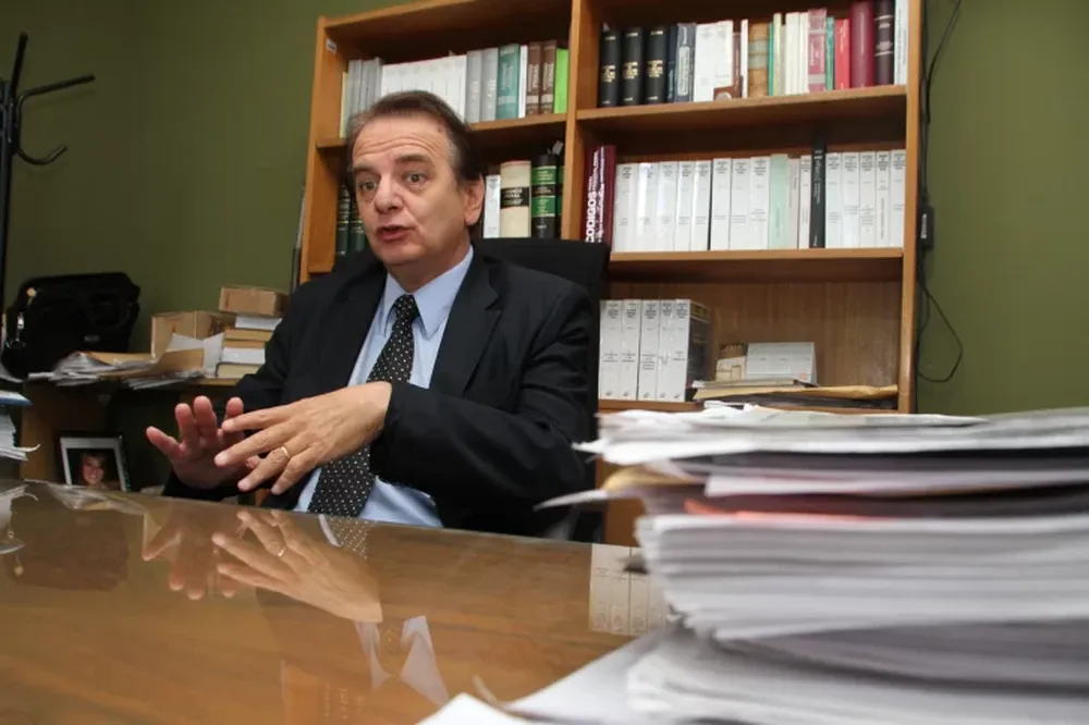 Florencia Peña posó con un body negro totalmente transparente: “Seamos libres de sentir”