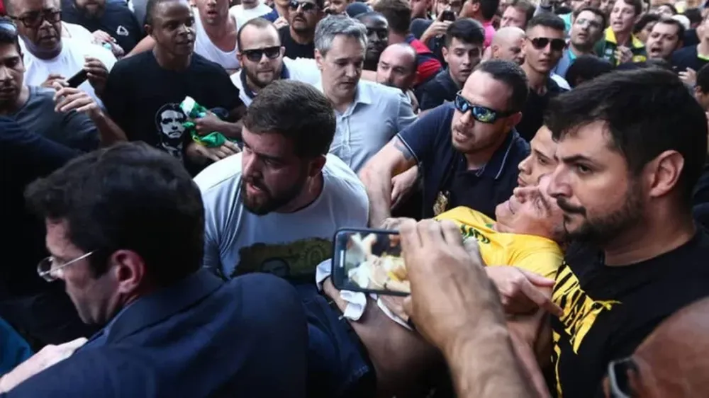 Jair Bolsonaro sigue en terapia intensiva y volverá a ser operado