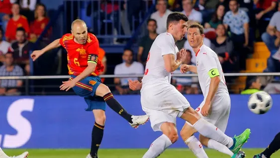 España no pudo con Suiza y se despidió de su público con un empate