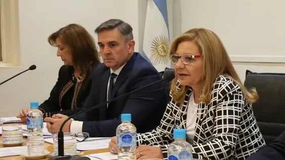 Gobierno mira la duración de la cuarentena en AMBA por su impacto económico