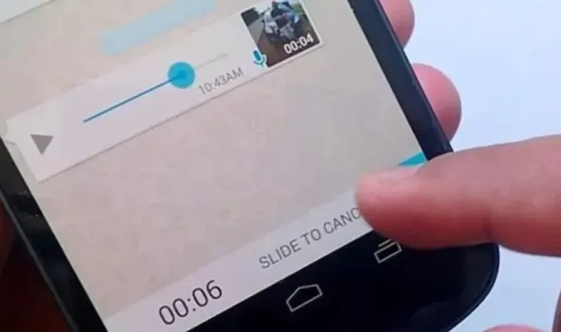 El truco para escuchar un mensaje de voz de WhatsApp antes de enviarlo