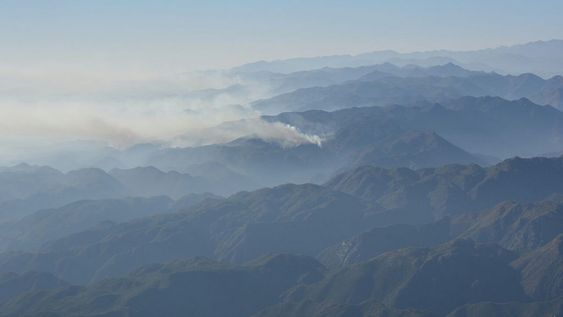 Continúan activos los focos de incendios forestales en Río Negro y Chubut