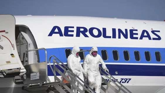Se vienen los viajes en avión y en los micros de larga distancia