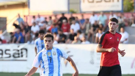 LOS PIBES dan 3 años de ventaja.