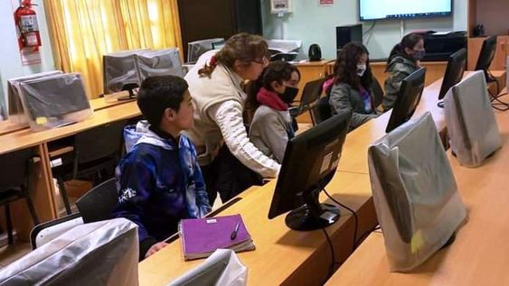 Tras los malos resultados de Aprender, dan clases gratis de lectura comprensiva