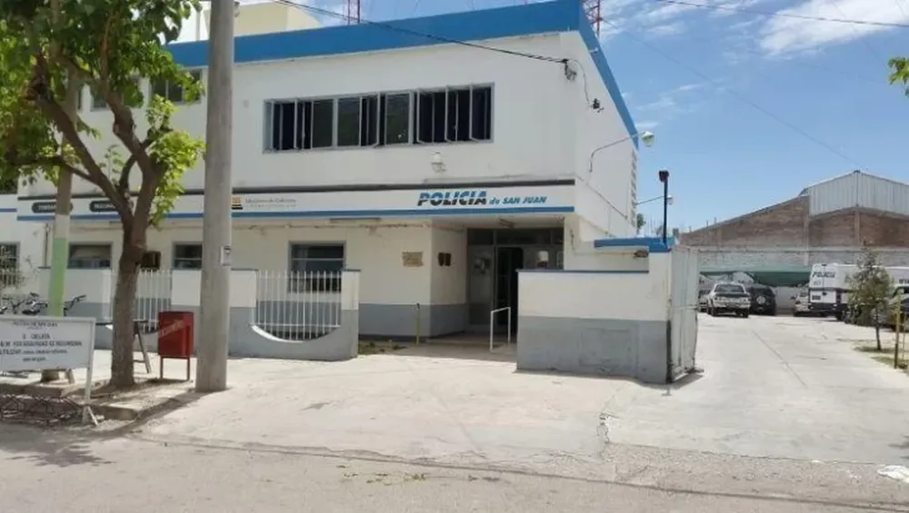 Detuvieron a dos sujetos por una presunta violación a una amiga a la salida de un boliche