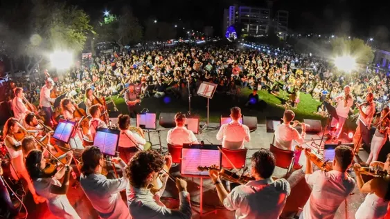 Noches de buena música en los jardines del TB