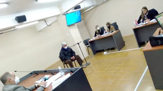 Piden inusual pena a jubilado por el abuso a 2 nietas: 4 años de cárcel y $40.000 por daño