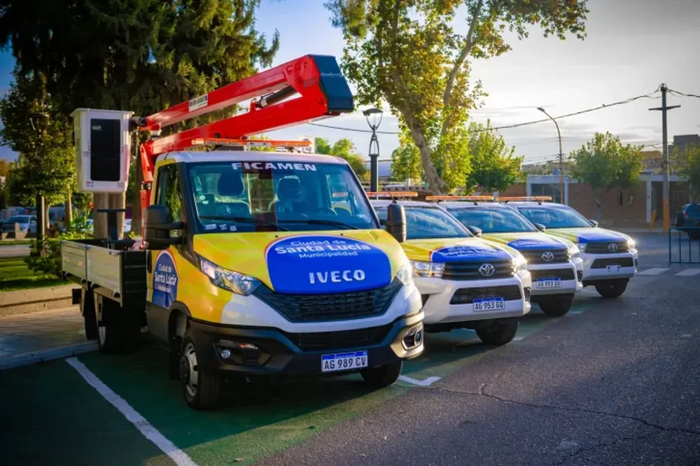 Santa Lucía incorporó nuevos vehículos para servicios de limpieza
