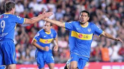 Riquelme sacó un conejo de la galera