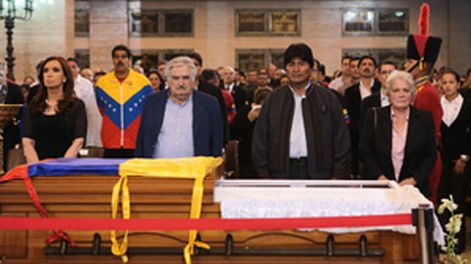 Para Evo Morales, Chávez “fue envenenado por el imperio”