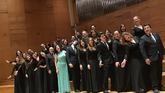 Un lindo cruce: la Facultad de Ingeniería le abre las puertas al Coro Beruti