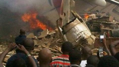 Nigeria: se estrelló un avión con 153 pasajeros