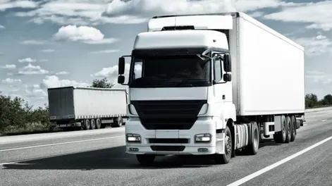 Cámaras empresarias confirmaron un aumento del 61% en la paritaria de Camioneros