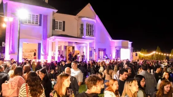 Puertas abiertas en el Teatro del Bicentenario y el Chalet Cantoni: convocan a artistas y gestores a presentar propuestas