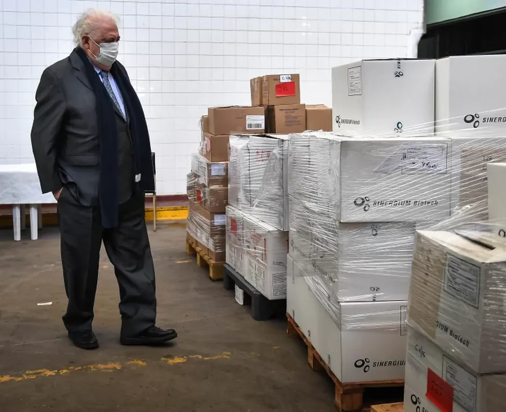 Descubrieron más de 12 millones de vacunas vencidas en un frigorífico de Buenos Aires