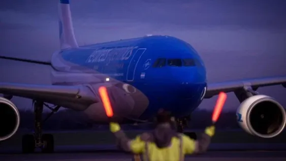 Llegan más de 800 mil nuevas dosis de AstraZeneca al país