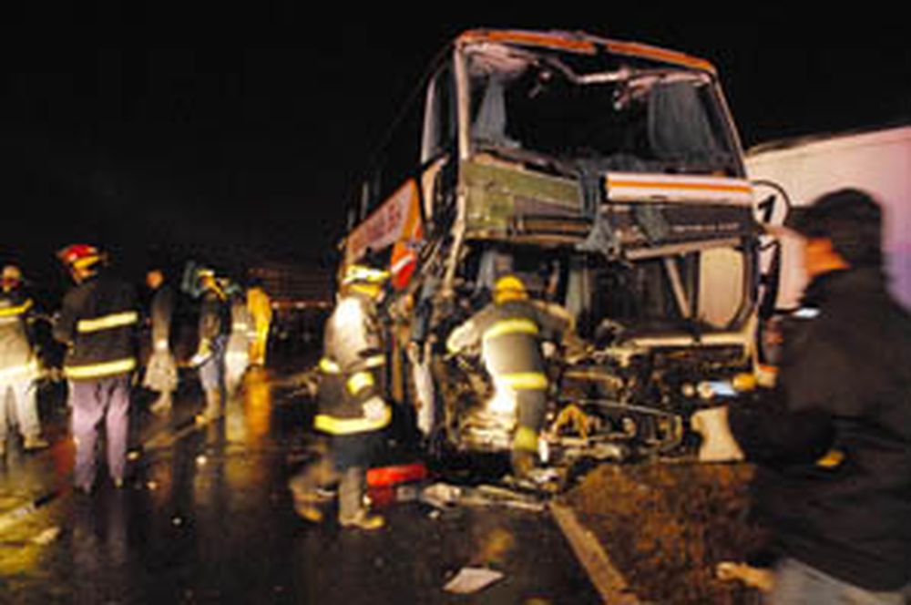 Son seis los muertos en accidente de la autopista Rosario-Santa Fe