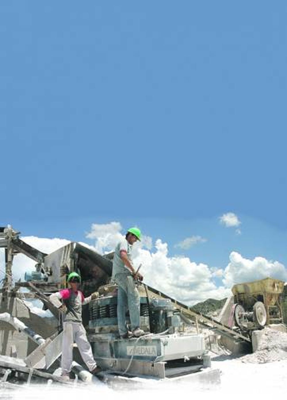 El Estado como empresa, opción para mineros chicos