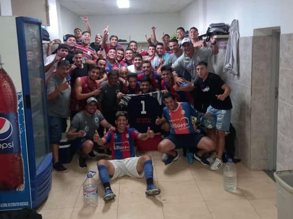 Desamparados y San Lorenzo de Ullum ganaron en el duelo de ida de las semifinales