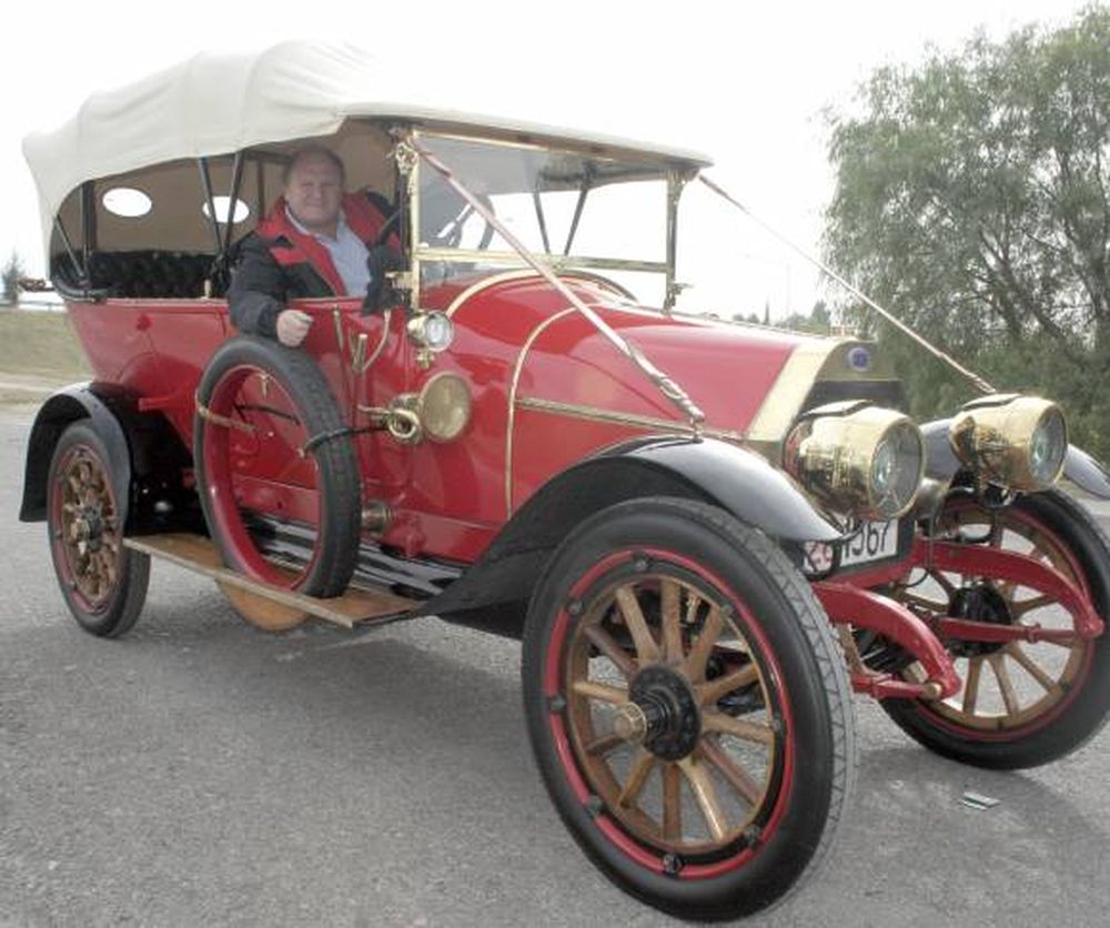 El auto centenario,  la joya sanjuanina