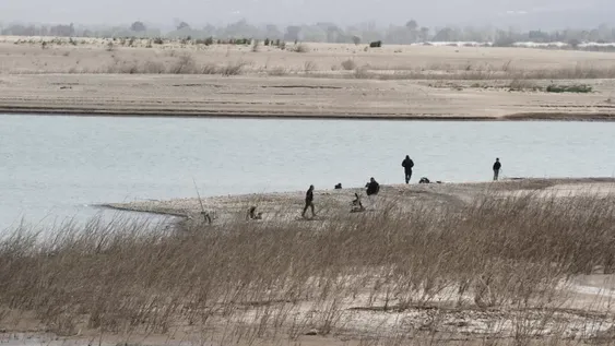 Preocupa la seguridad de los diques sobre el río por el bajo nivel de agua que tienen