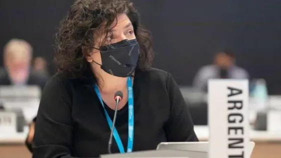 Carla Vizzotti dijo que cree que la Argentina “transita el pico de contagios”