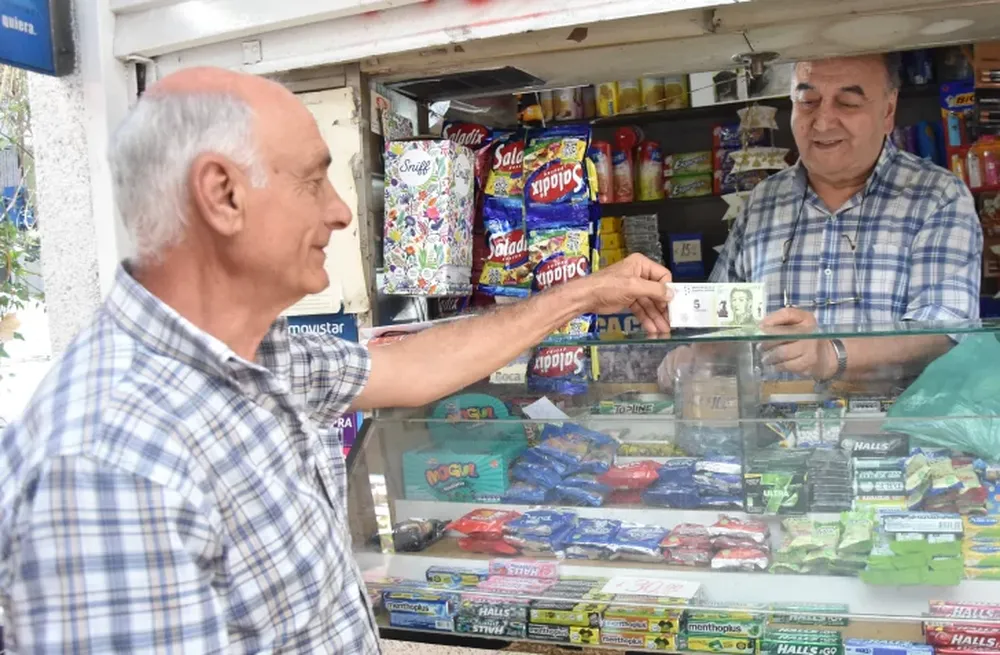 Dicen que hay monedas para canjear los billetes de 5 pesos