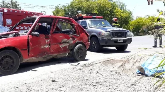 Un anciano y una joven, muertos por los accidentes