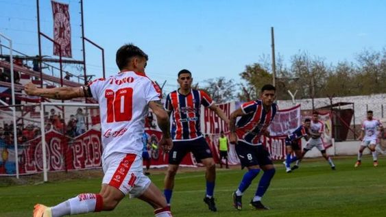 Peñarol, en pleno laberinto