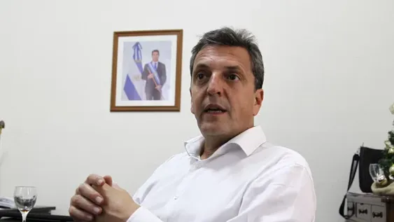 Massa dijo que sólo 7 de cada 100 trabajadores pagarán el nuevo impuesto a las ganancias