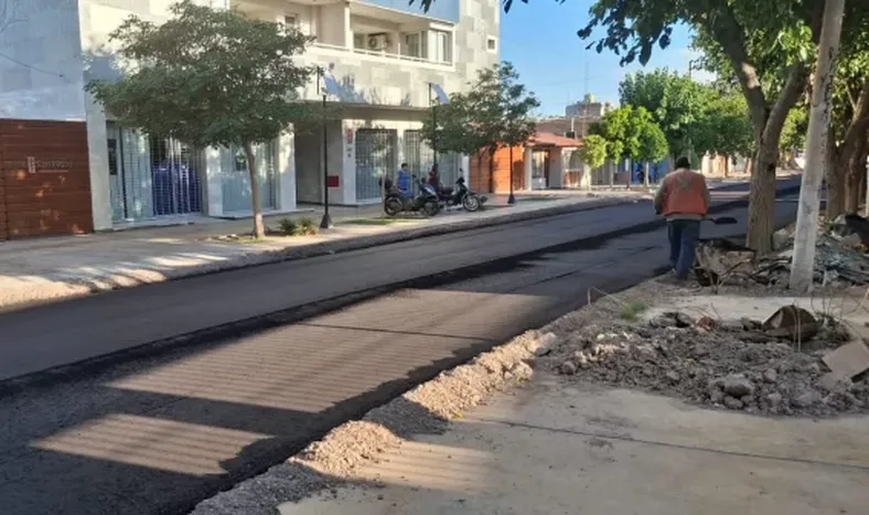 La calle Entre Ríos ya luce renovada