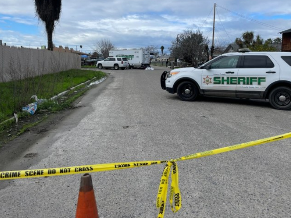 Seis personas murieron durante un tiroteo: una adolescente y su bebé, entre las víctimas