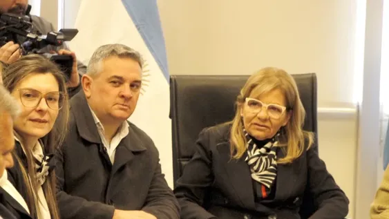 En lo que va del año, estatales tendrán un aumento en el salario de casi 98%