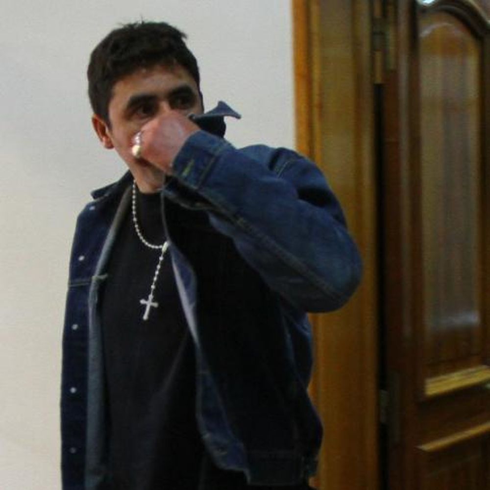 Cárcel a policía por estafar al hermano de un bolichero