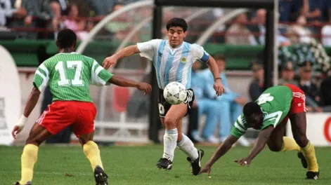 La histórica derrota de Argentina ante Camerún, entre los 6 partidos más recordados