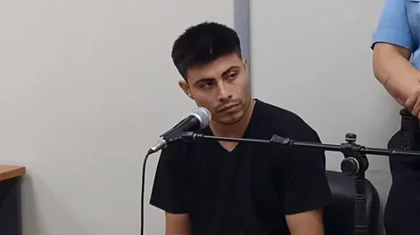 Abordó a un jubilado en la puerta de su casa, lo golpeó, lo ató y le robó: cayó por la geolocalización del celular