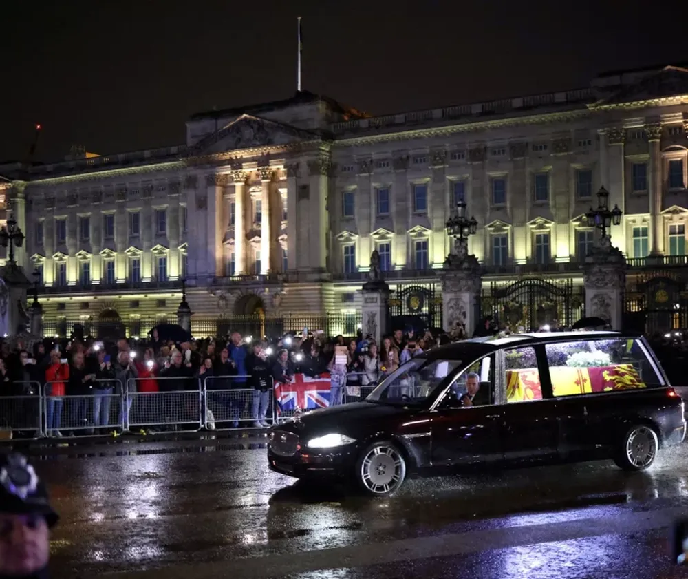 Los restos de Isabel están en Londres