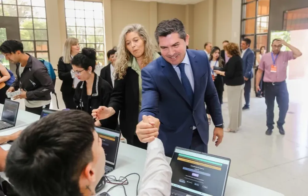 Orrego, en el Primer Congreso Provincial sobre Inteligencia Artificial aplicada a la Educación.
