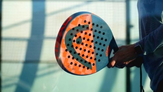 el padel experimenta crecimiento vertiginoso en argentina y amenaza la hegemonia del tenis como el maximo deporte de raqueta