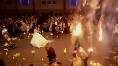 El video del horror de la boda donde murieron más de 100 personas por un incendio