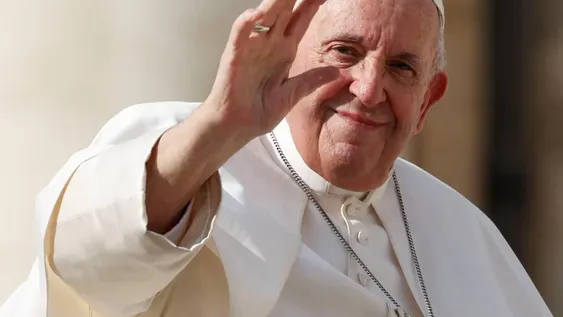 Paz, el regalo por los diez años de Francisco