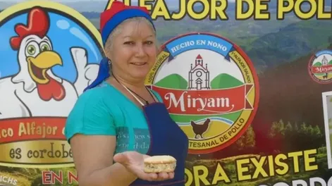 Furor por los nuevos alfajores de pollo, cabrito y ternera