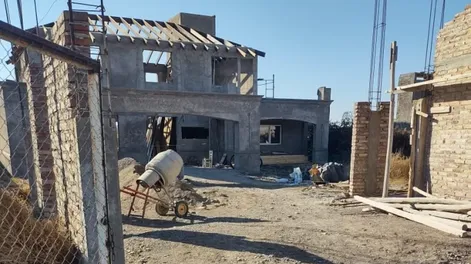 Tragedia en una obra de construcción: un obrero murió tras una caída