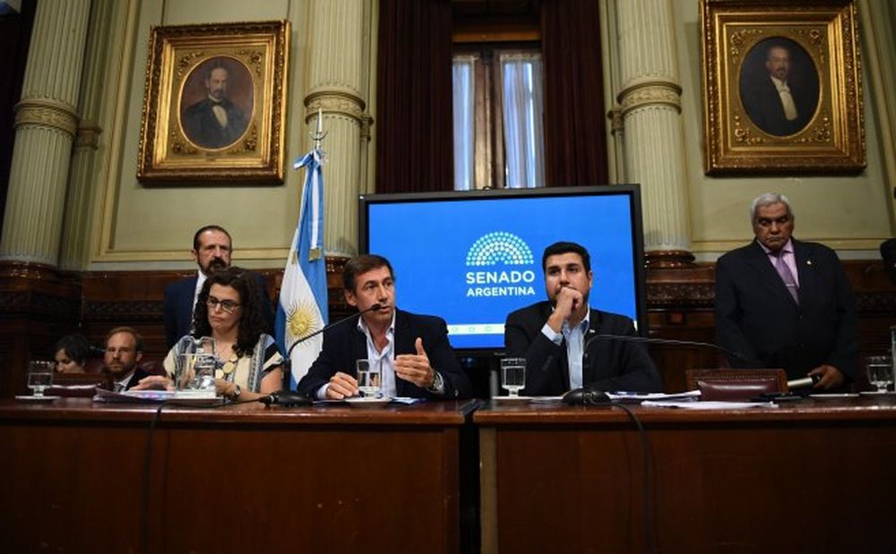 El Gobierno nacional dividirá el mega DNU en tres proyectos de ley